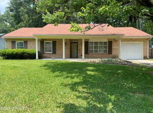 102 Laran Rd, Jacksonville, NC 28540