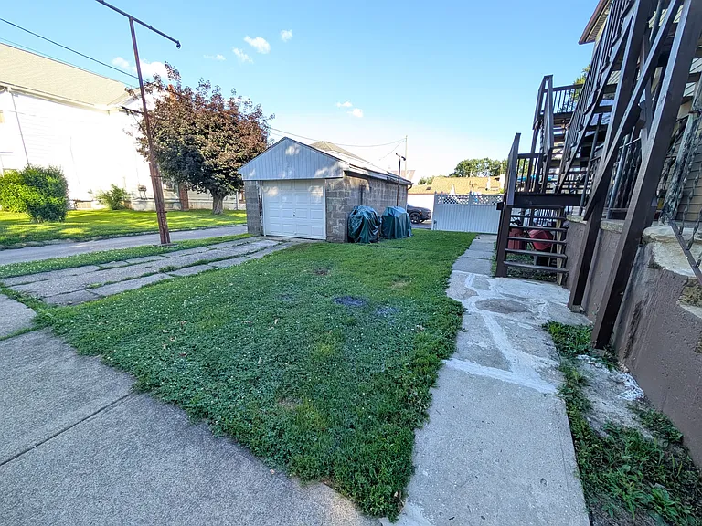 405 Northampton St #B — Photo 3