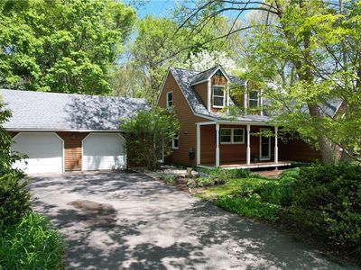22 Browns Farm Dr S, Kingston, RI, 02881