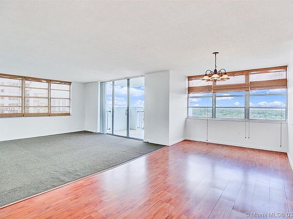 5th image of 2780 NE 183rd St APT 1502