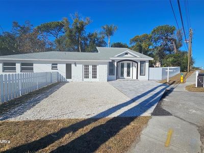 1092 N Florida Ave, Tarpon Springs, FL, 34689