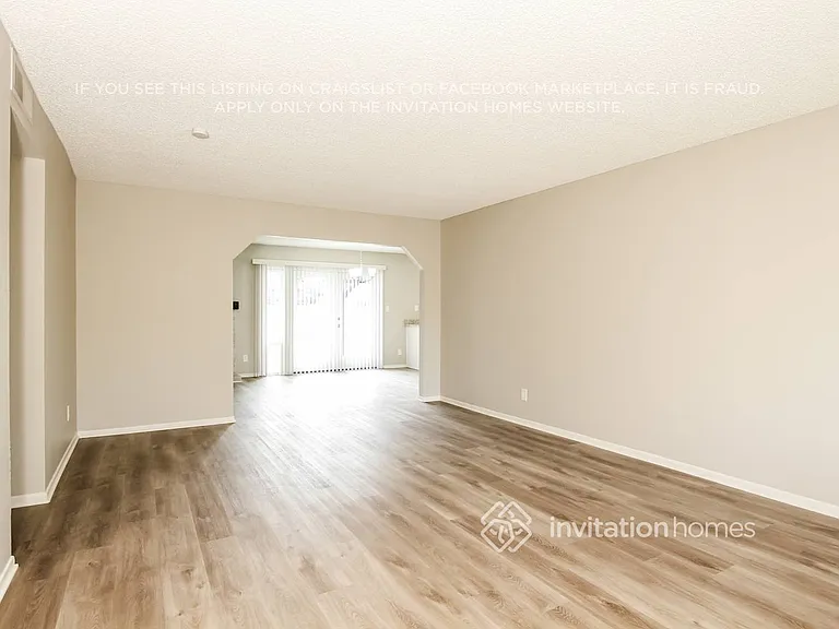 5433 W Altadena Ave — Photo 4