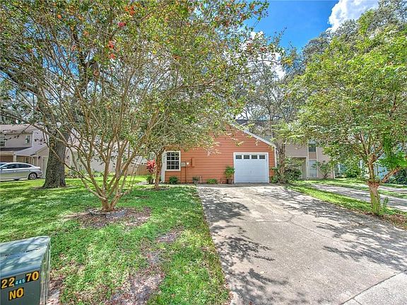 3rd image of 9454 Forest Hills Cir