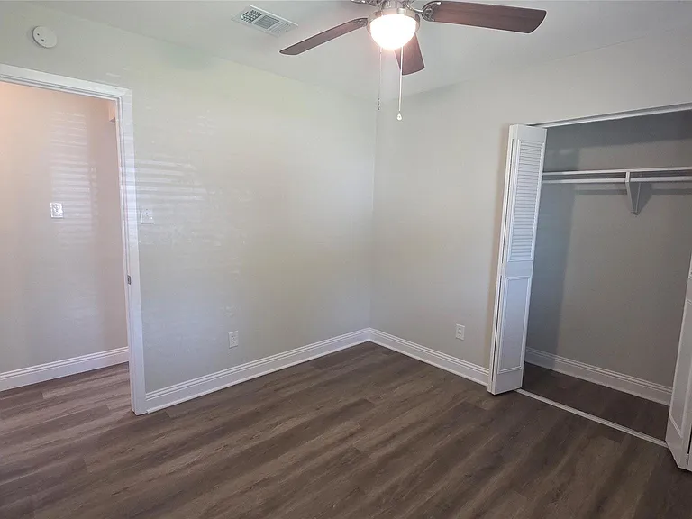 335 Springwillow Rd — Photo 8
