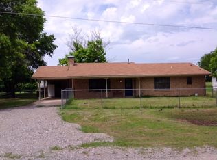 209 W Main St, Calera, OK 74730