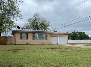 526 Elm St, Perry, OK 73077