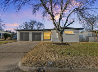 4913 Virgil St, Fort Worth, TX 76119