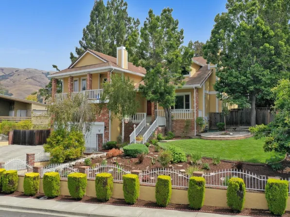 46950 Zapotec Dr, Fremont, CA 94539