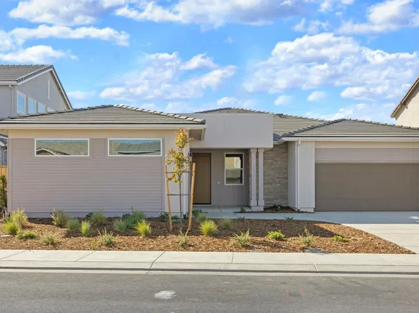 566 Plough Dr, Vacaville, CA 95687