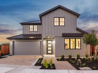 587 Creekside Ct, Halfmoonbay, CA 94019