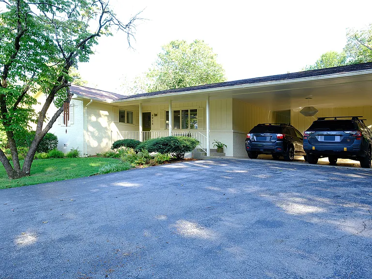6916 Lark Ln — Photo 35