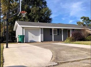 1906 Walnut Ave, Orange, TX 77632