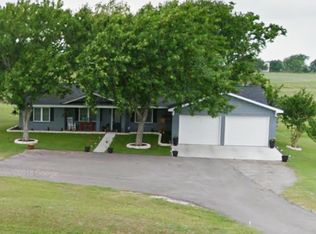 1756 State Highway 95 S, Shiner, TX 77984