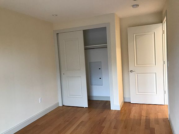 3rd image of 65-38 Austin St Floor 4