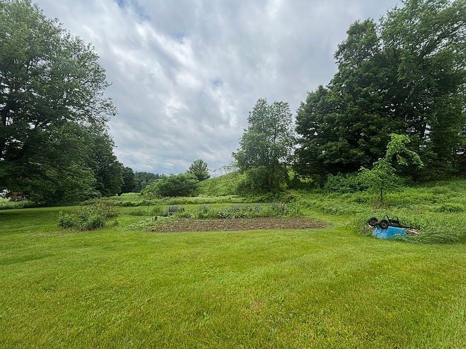 1st image of 839 Reservior Road