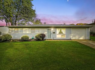 406 Cahill Rd, Streamwood, IL 60107