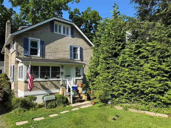 66 Gregory Ave