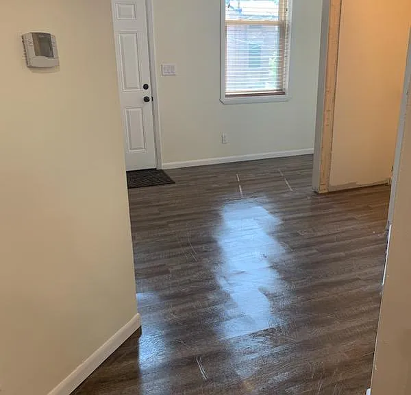 1619 Mansfield St — Photo 5