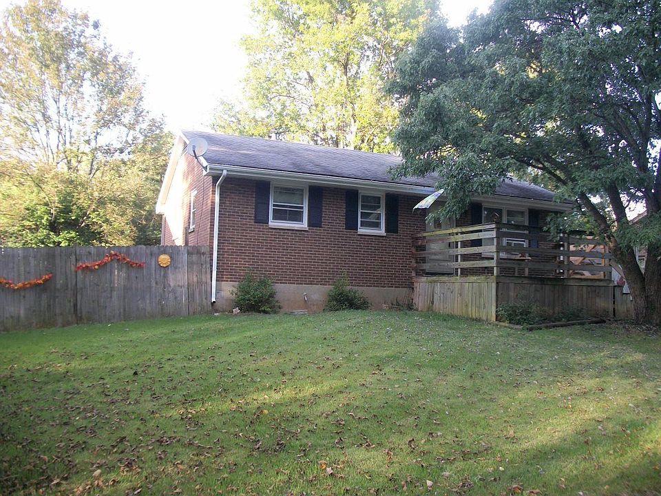 1st image of 236 Elaine Dr