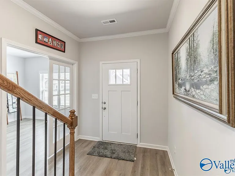107 Ranna Dr — Photo 5