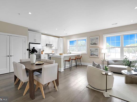 4th image of 16 17th St NE #312