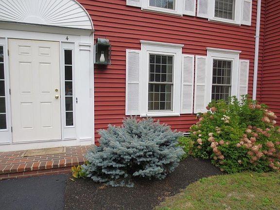 2nd image of 4 Colonial Village #4