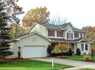 20787 Parkwood Ln, Strongsville, OH