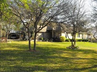 1005 Flaming Oak Dr, New Braunfels, TX 78132