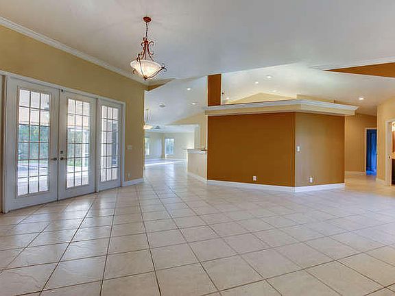 3rd image of 16138 E Hialeah Dr
