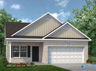 205 Fairbrook Dr, New Market, AL 35761