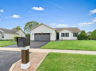 589 Knolls St W, Dekalb, IL 60115