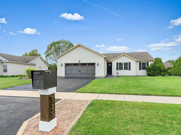 589 Knolls St W, Dekalb, IL 60115