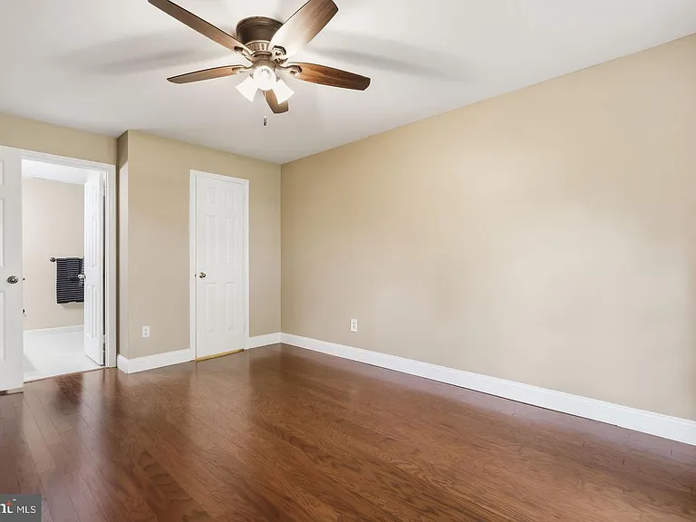 3105 Danbury Ct — Photo 10