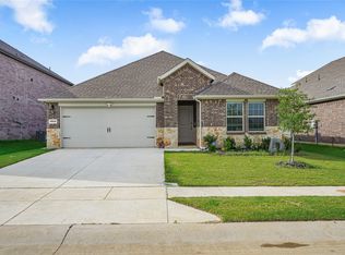 9912 Tinsley St, Aubrey, TX 76227