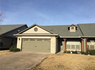 2230 Cobblestone Ct, Granbury, TX 76049
