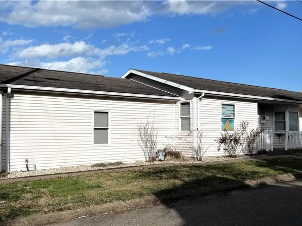 701 34th St, Vienna, WV 26105