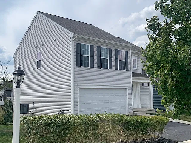 Building Photo - 1771 Bradley Dr