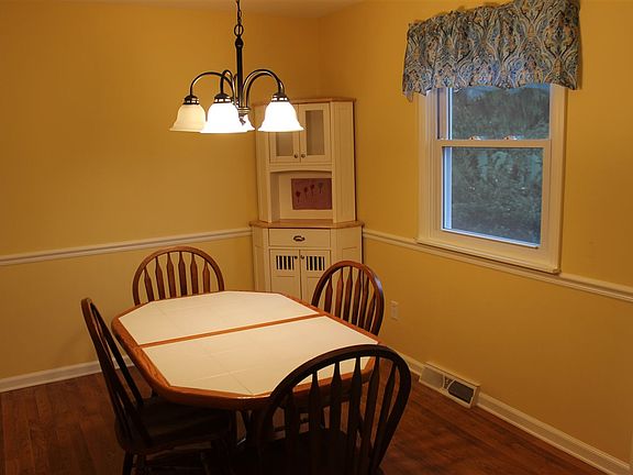 5th image of 54119 Old Mill Dr