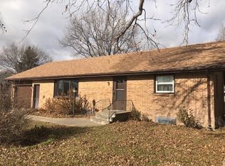 15 Eastridge Dr N, York, NE 68467