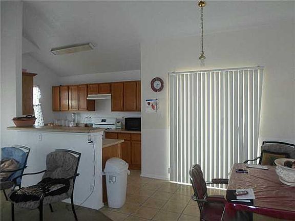 5th image of 10340 Valle Koki Dr