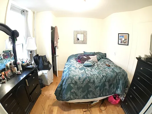 Rented by J Misrahi Realty Corp | media 38