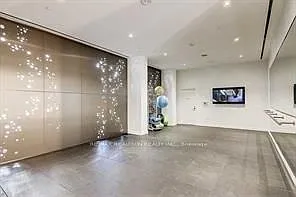 39 Roehampton Ave E #2310 — Photo 28