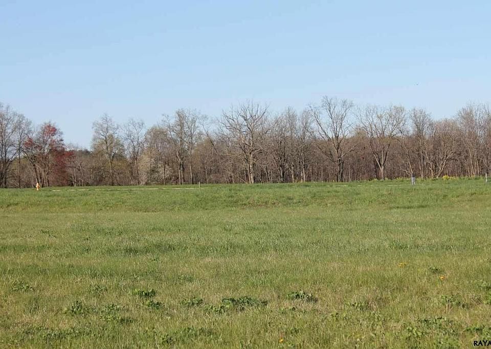 1st image of 3961 Country Dr
