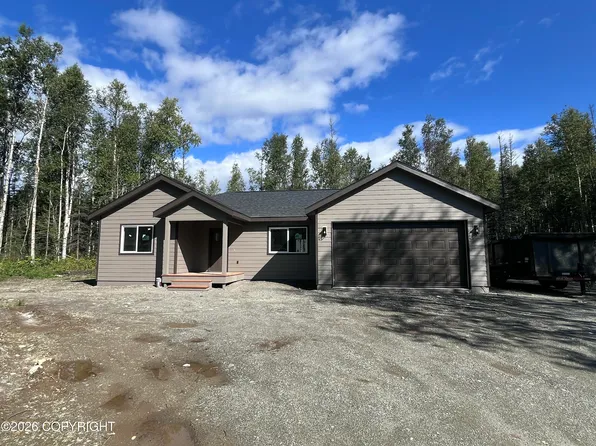 707 E Strathclyde Ln, Wasilla, AK 99654