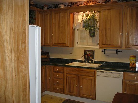 3rd image of 103 Ardmore Dr
