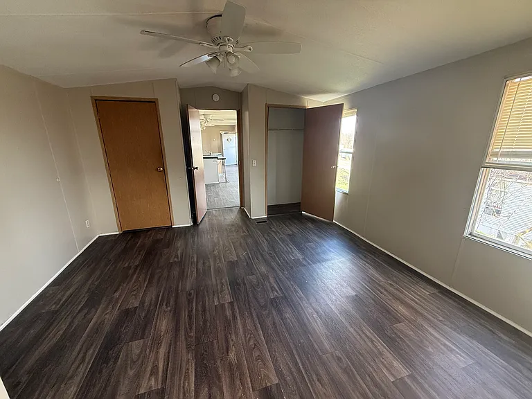 897 Oakpark Dr — Photo 8