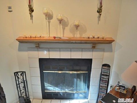 5th image of 66 Stratford Ct