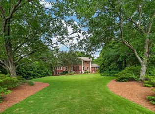 12190 Charlotte Dr, Alpharetta, GA 30004