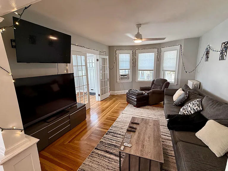 39-41 Grayson St — Photo 4