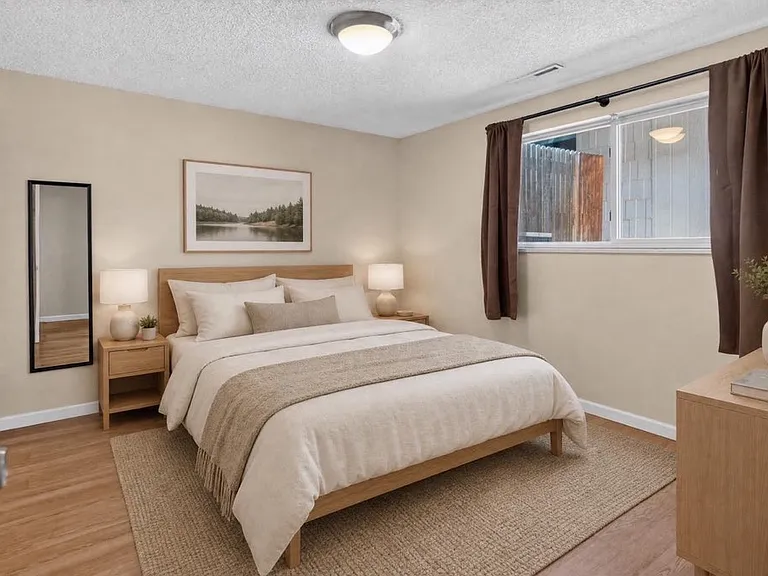1434 Hover St #2 — Photo 21